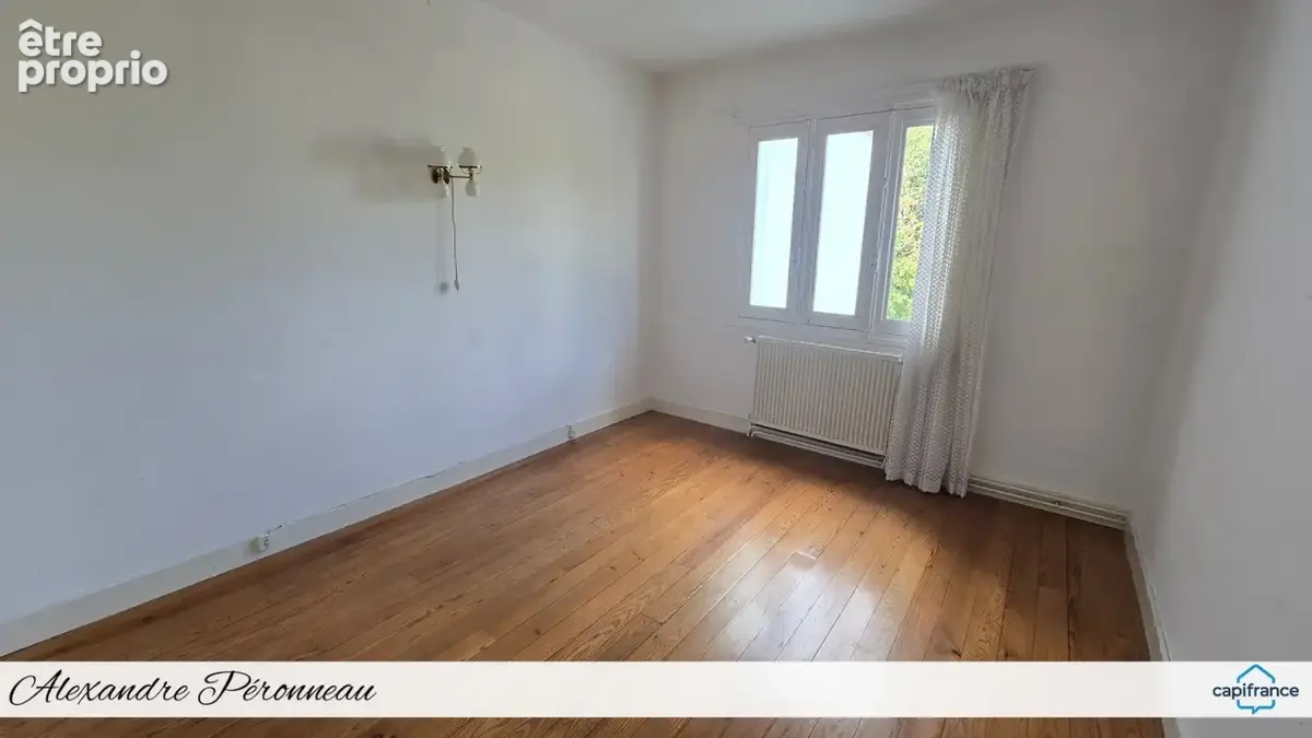 Maison à rénover – 3 chambres – grand séjour – garage – jardins – à moins de 10 km de la rochelle - photo 5