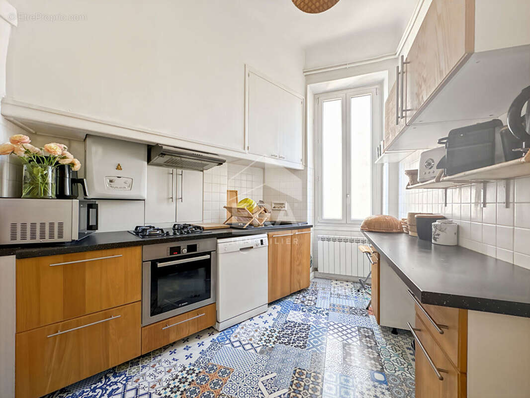 Appartement à MARSEILLE-7E
