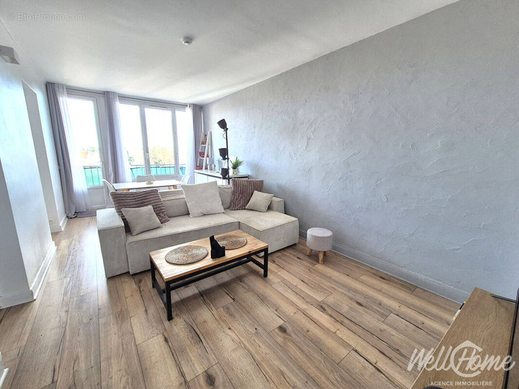Appartement à SAINT-OUEN-L'AUMONE