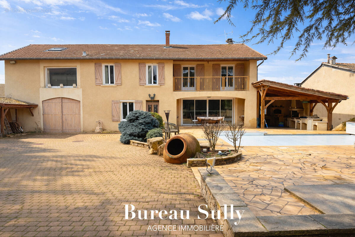 Maison à COLOMBIER-SAUGNIEU