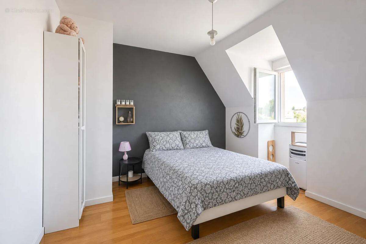 Maison de 7 pièces de 134 m² à Lagny-le-Sec - photo 4