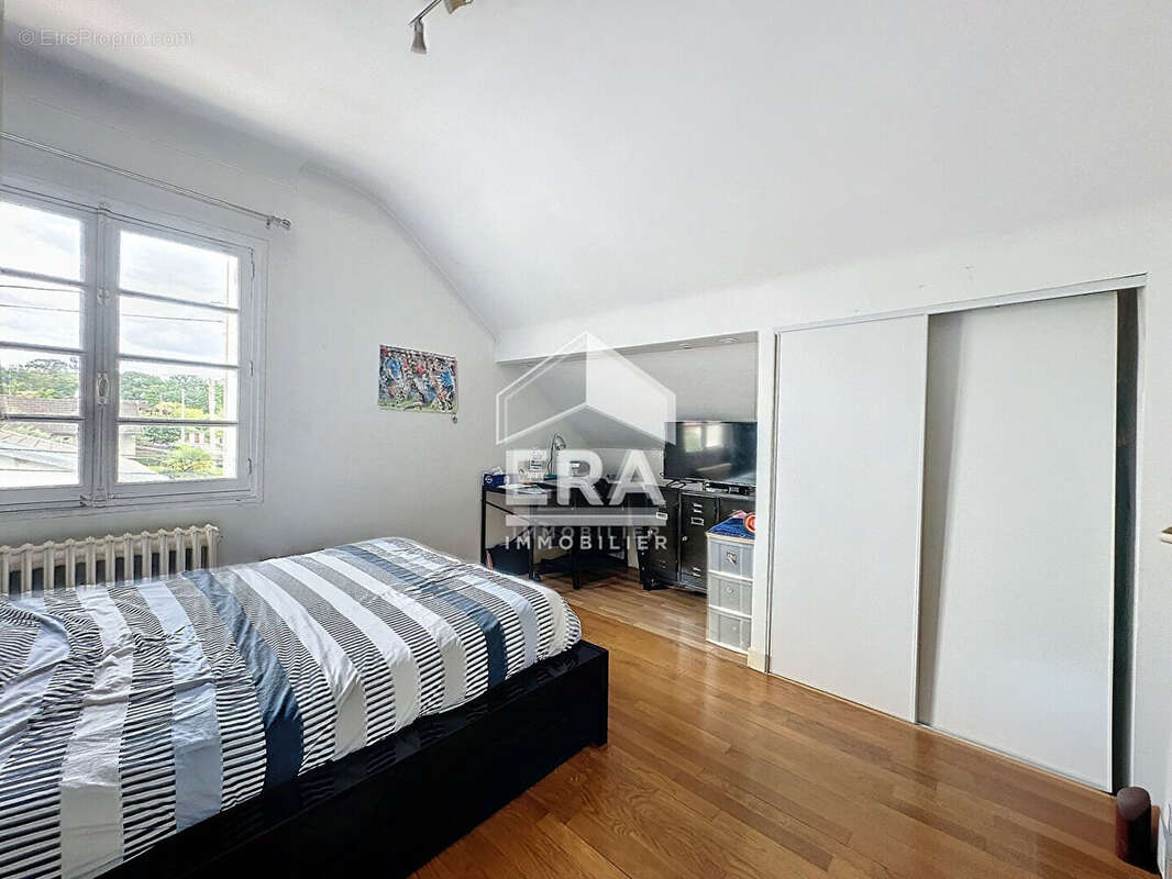 Maison à CONFLANS-SAINTE-HONORINE