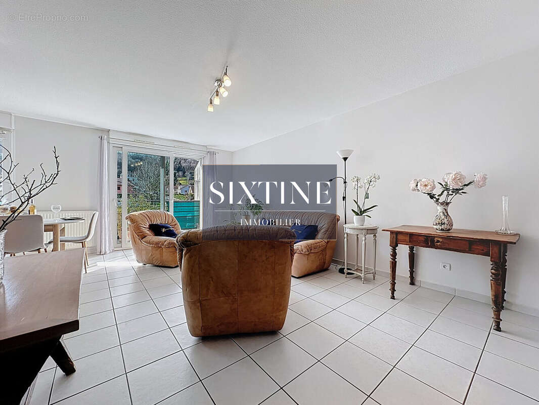 Appartement à BOURGOIN-JALLIEU