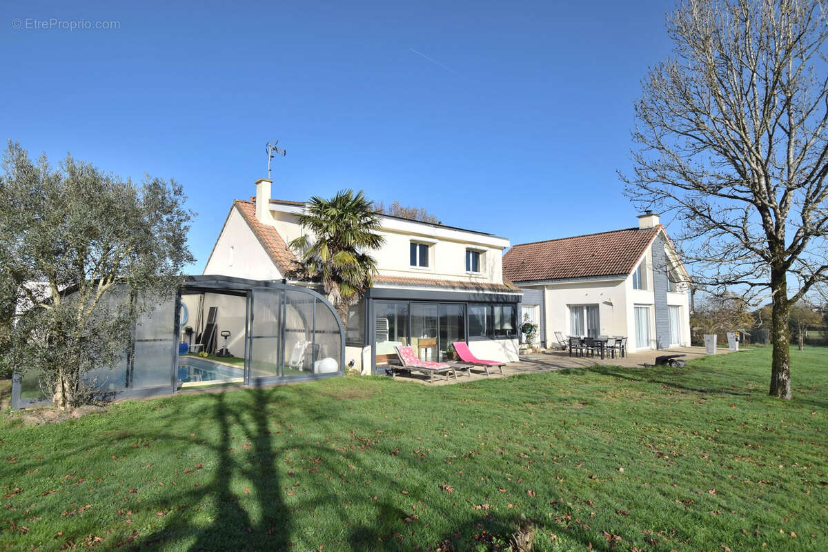 Maison à REMOUILLE