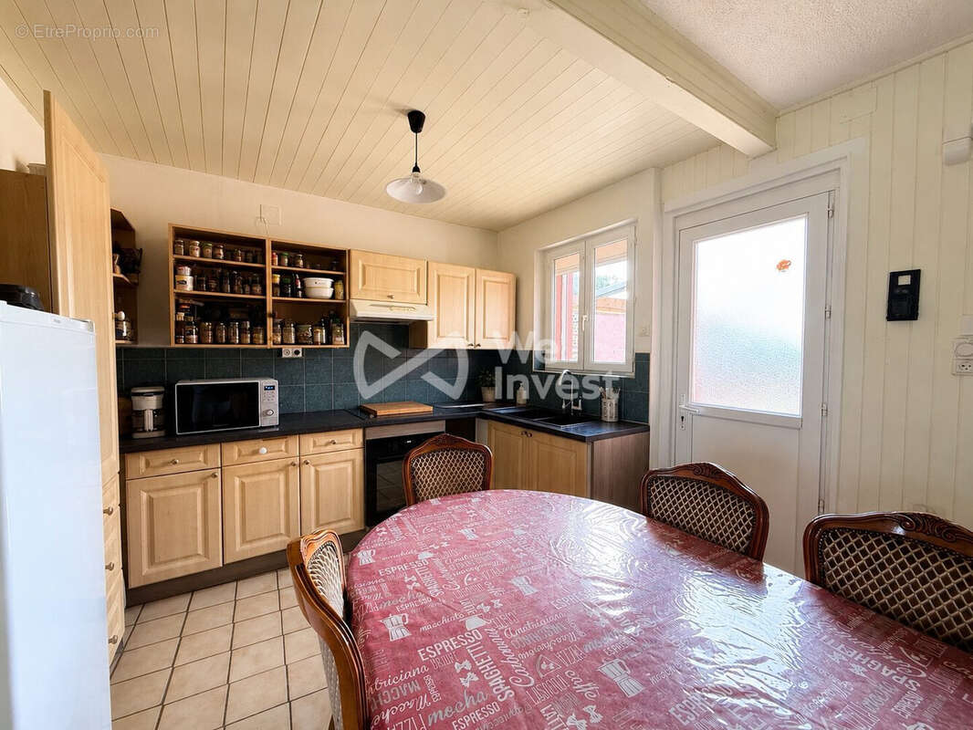 Maison 112 m² à Richebourg  - photo 2