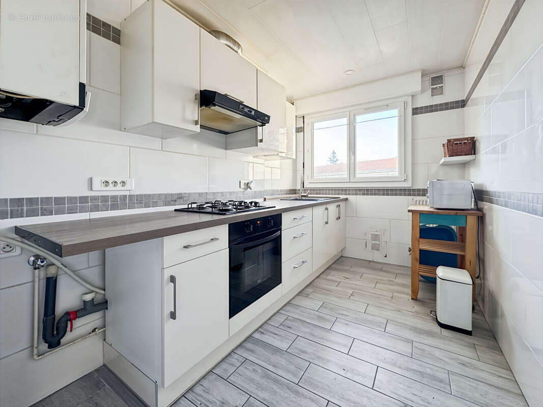 Appartement à ROSNY-SOUS-BOIS