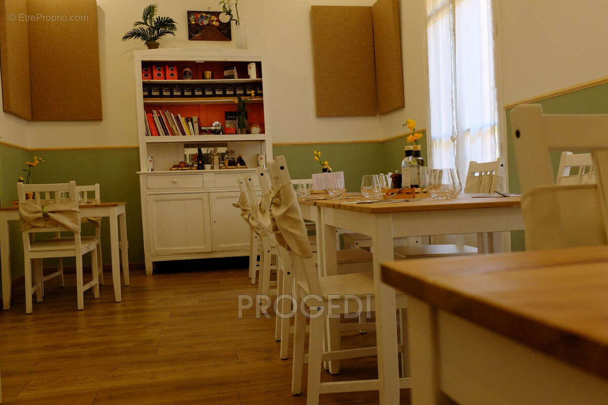 Commerce à BEAUSOLEIL