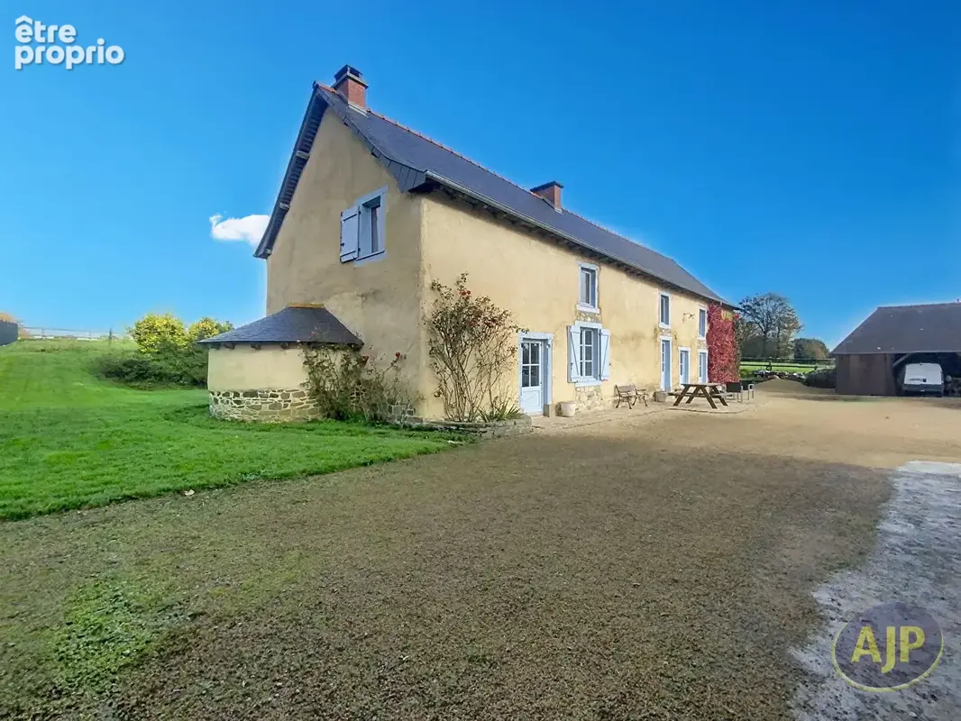 Photo Maison à Melesse au prix de 499 000€