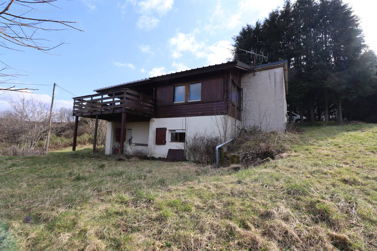 Maison à AVEZE