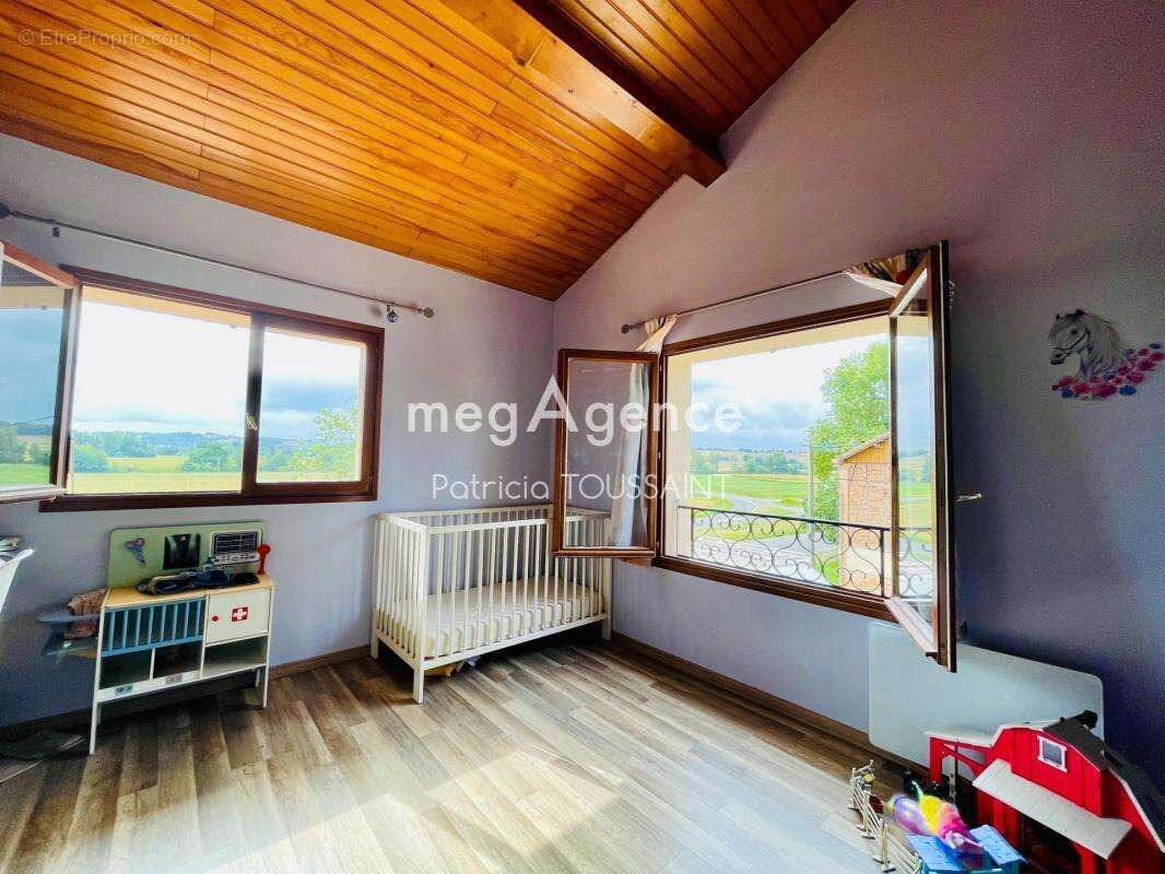 Charmante maison traditionnelle-Sauveterre-32220-122m2 parcelle 4875m2 - photo 7