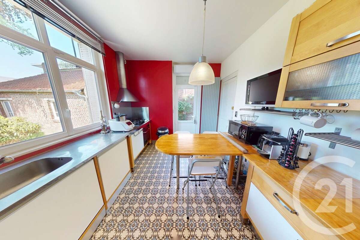 Maison à SAINT-QUENTIN