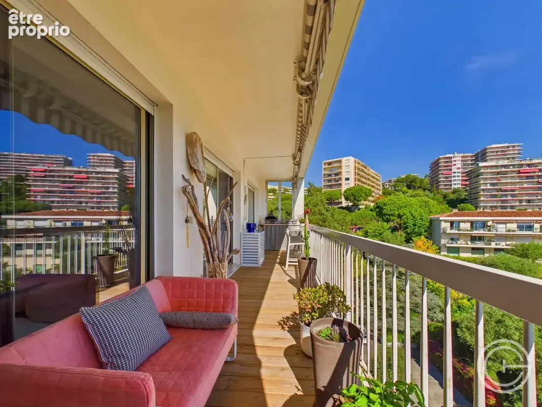 Appartement 4 pièces - Terrasse  - Cave - NICE FABRON - photo 12