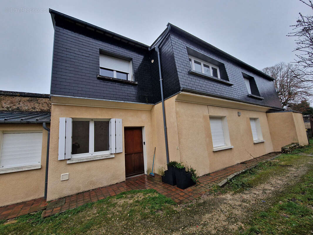 Appartement à LA LOUPE