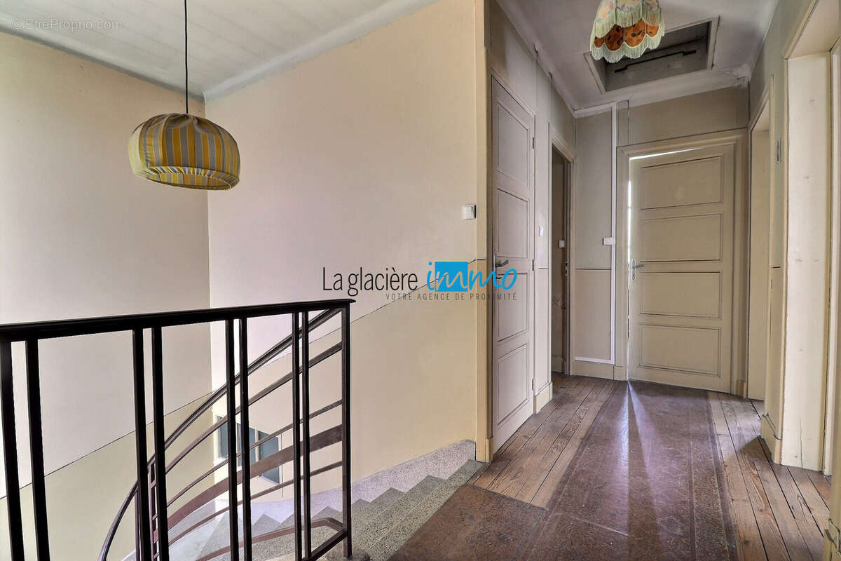 Maison à CLERMONT-FERRAND