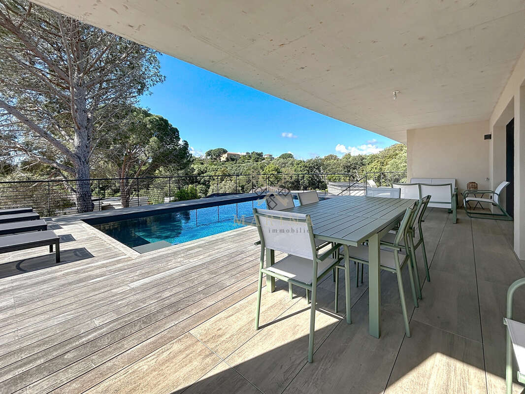 Maison à PORTO-VECCHIO