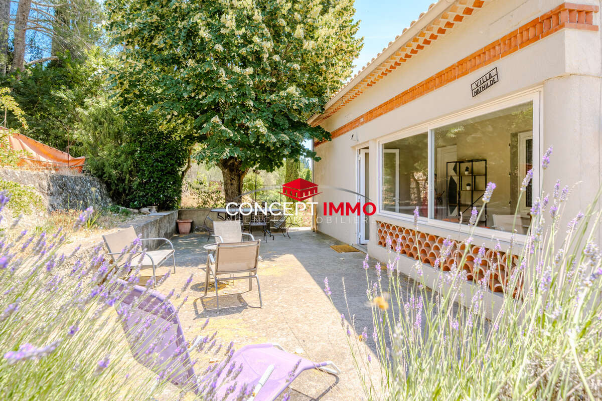 Maison à SOLLIES-TOUCAS