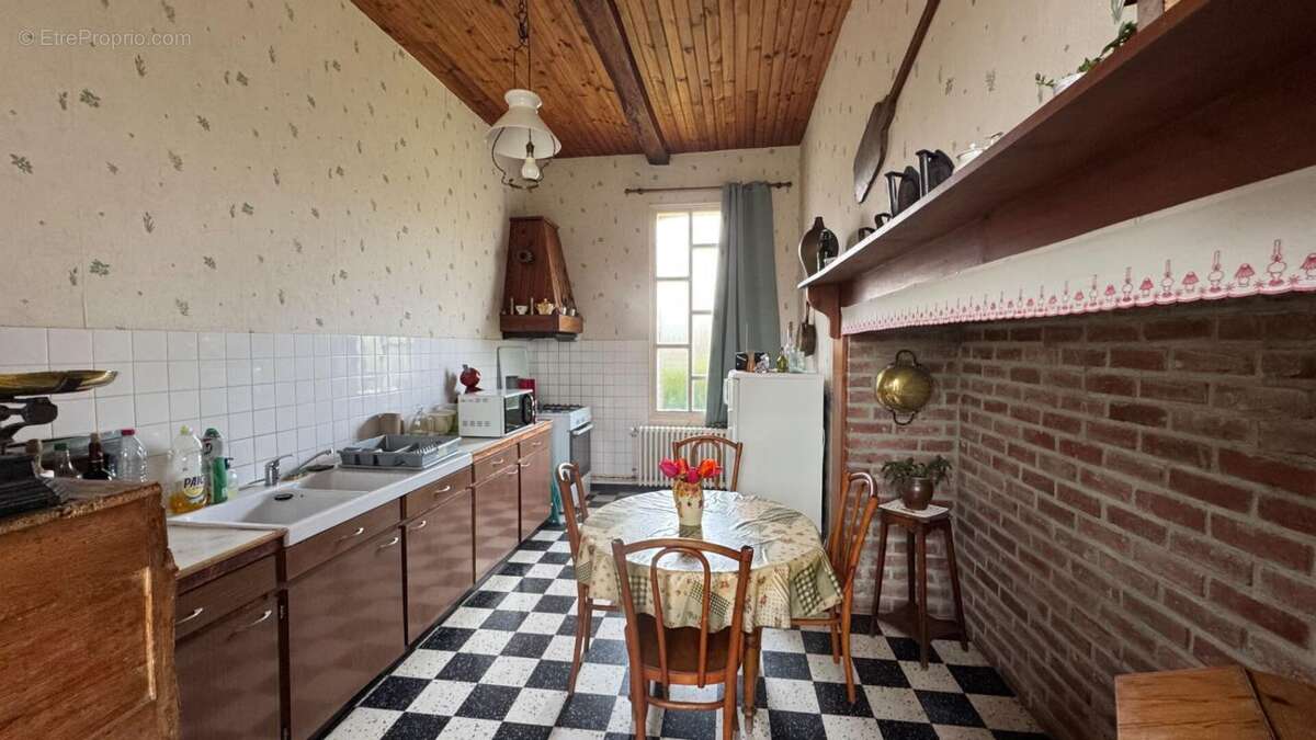 Maison à FRIAUCOURT