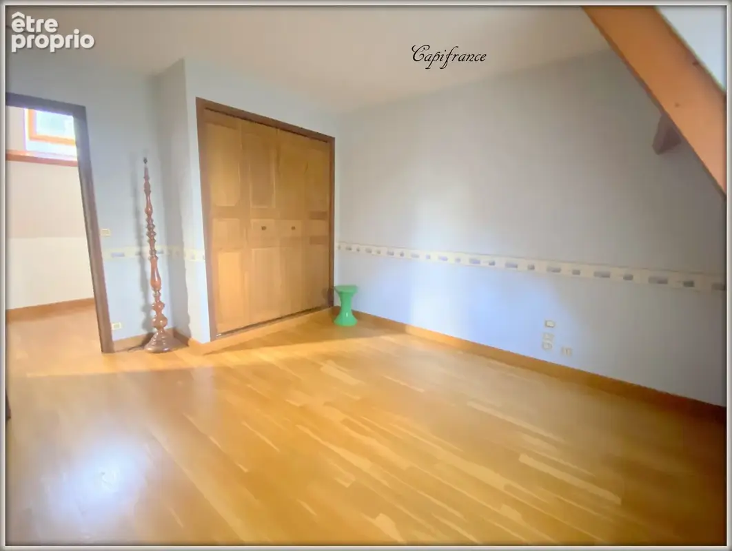 Dpt  (93), à vendre  maison P6 de 255 m² - Terrain de 808,00 m² - photo 19