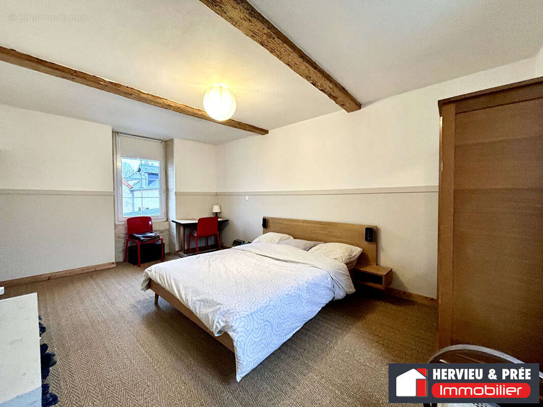 Maison à CRESSERONS