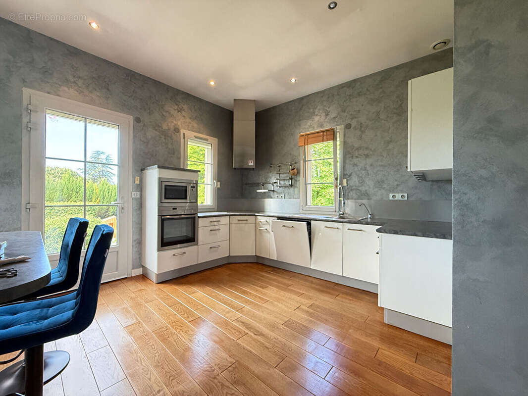 Appartement à LONS-LE-SAUNIER
