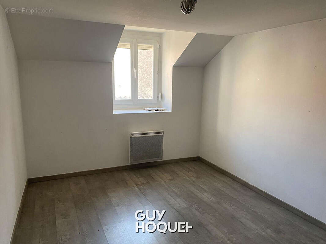 Appartement à MONTCEAU-LES-MINES