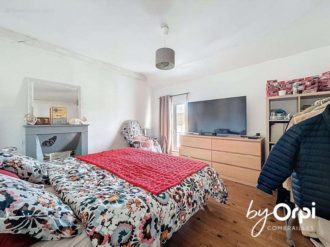 Maison à SAINT-ELOY-LES-MINES