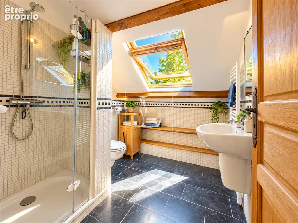 Propriété de caractere renovee, avec maison d'habitation, gîtes, dependances et piscine - segala tarnais - photo 10