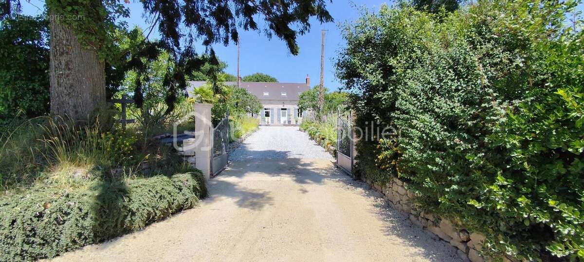Maison à SAINTE-SUZANNE
