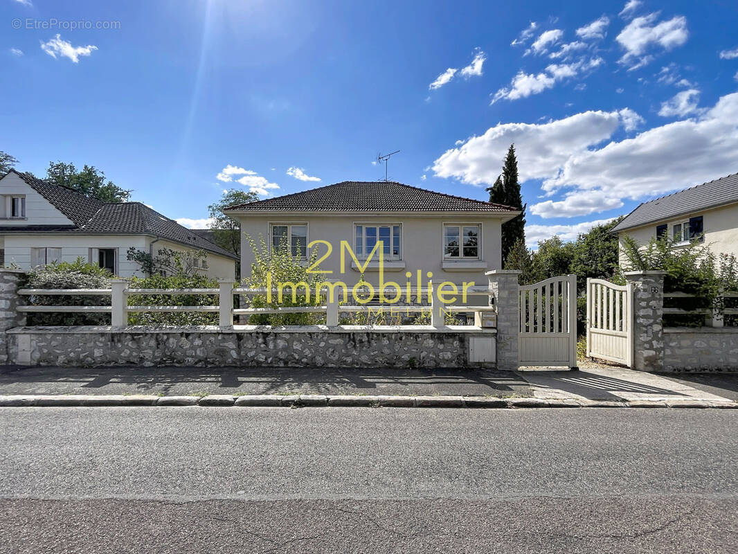 Maison à LA ROCHETTE