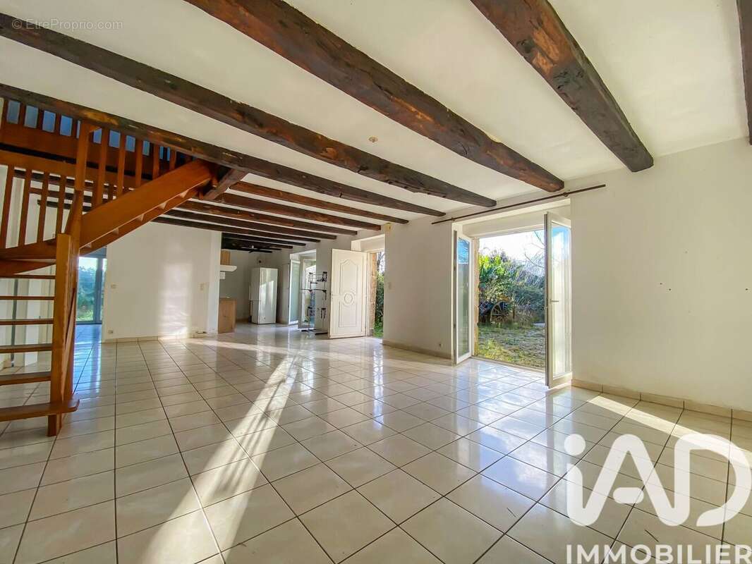 Photo 2 - Maison à LANGUIDIC