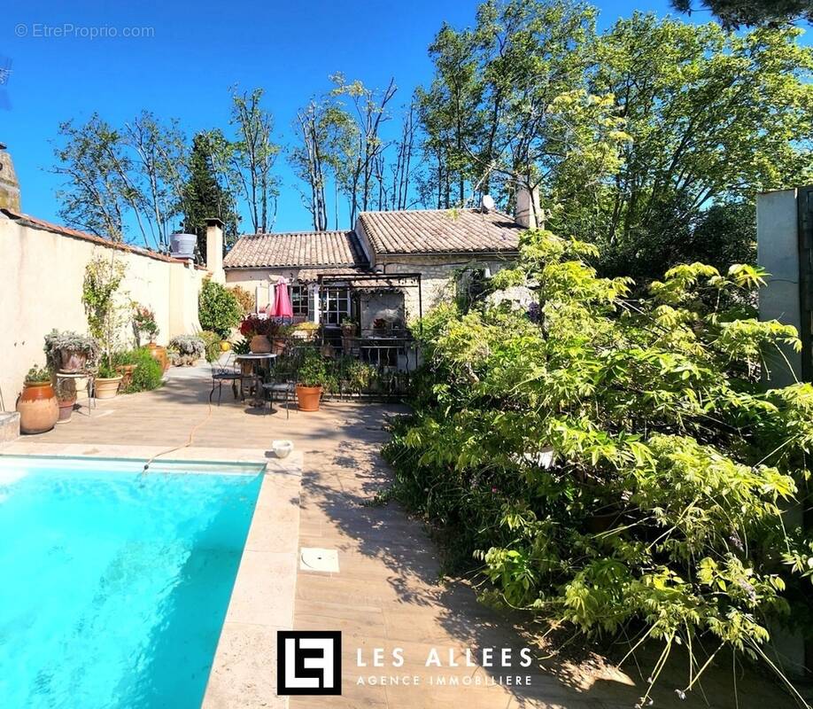Maison à MAUSSANE-LES-ALPILLES
