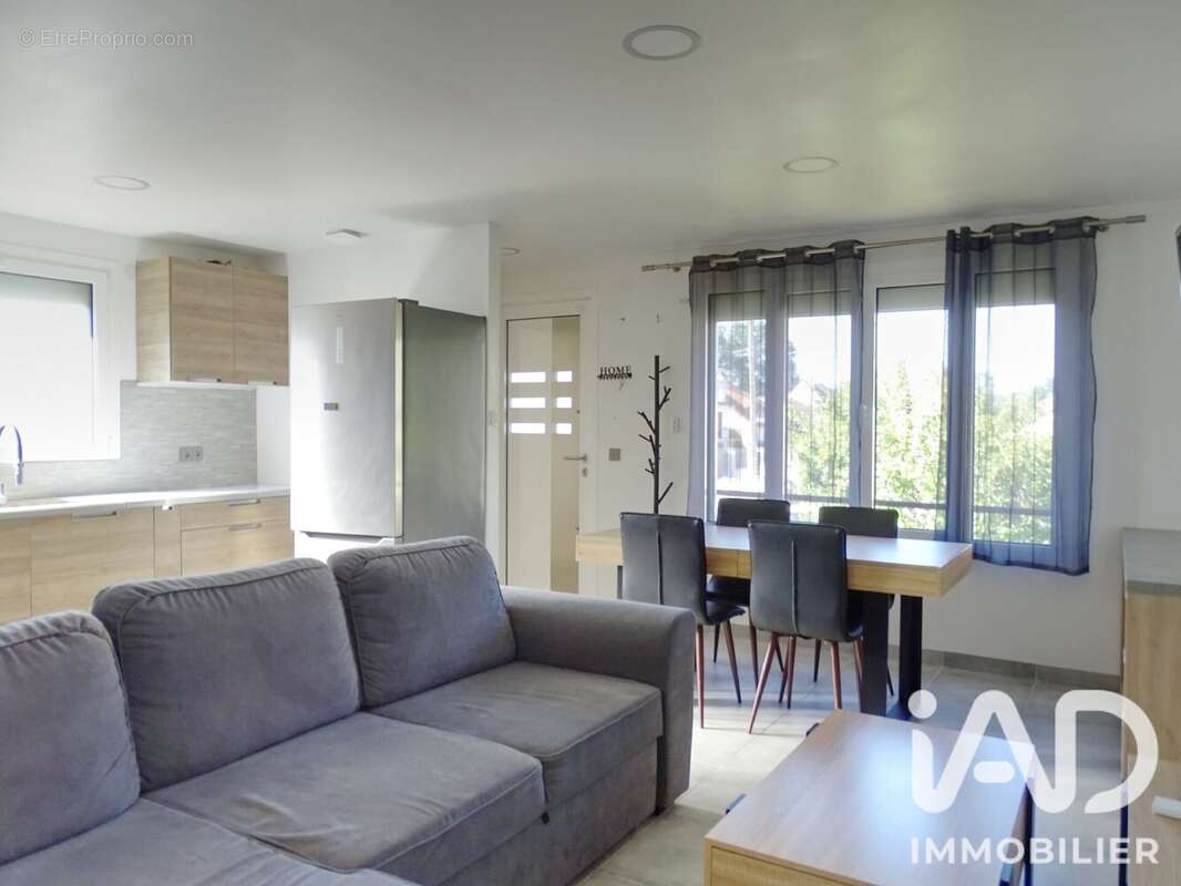 Photo 2 - Maison à CHELLES