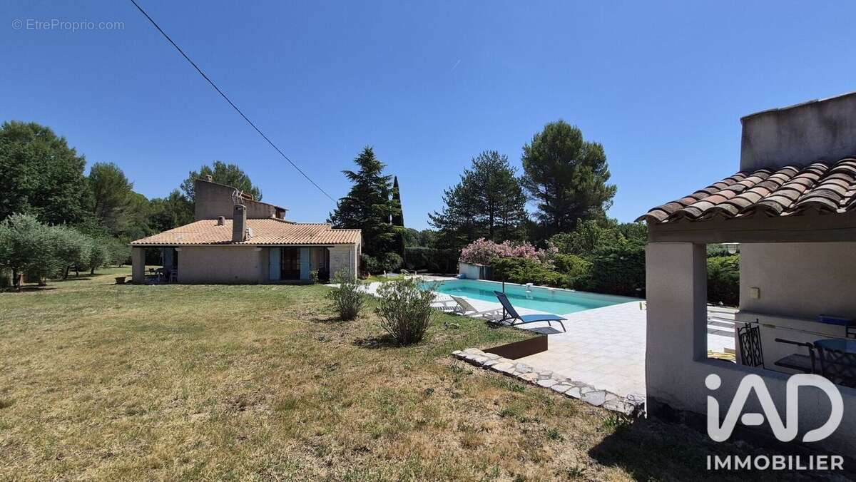Photo 4 - Maison à SILLANS-LA-CASCADE