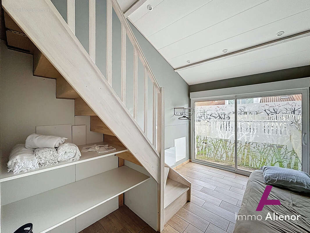 Maison à SAINT-MEDARD-EN-JALLES