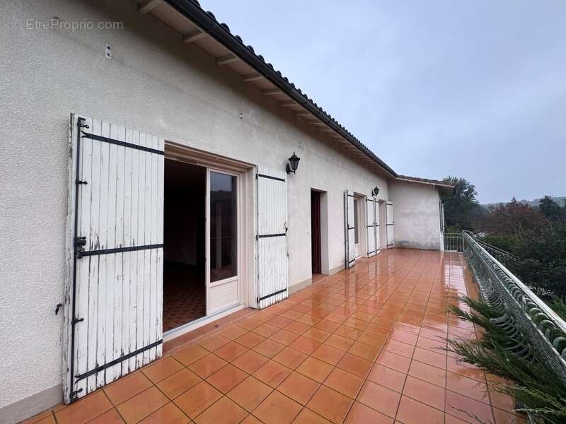 Maison à CASTELCULIER