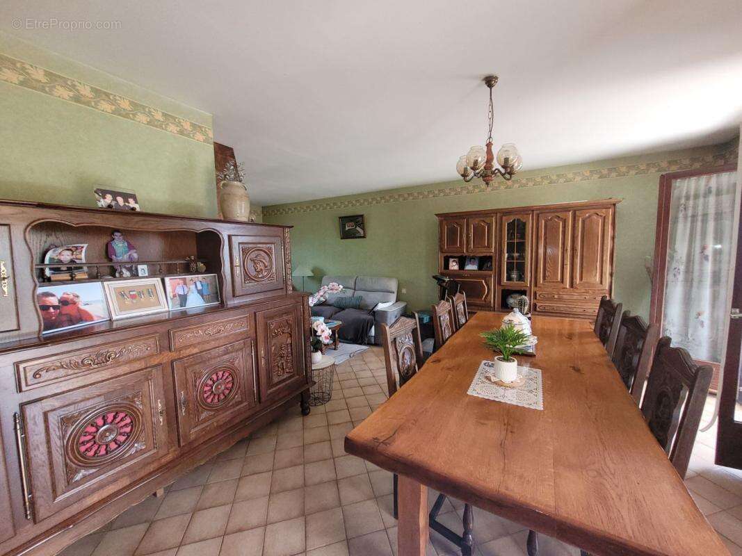 Maison à BOUSSAC-BOURG