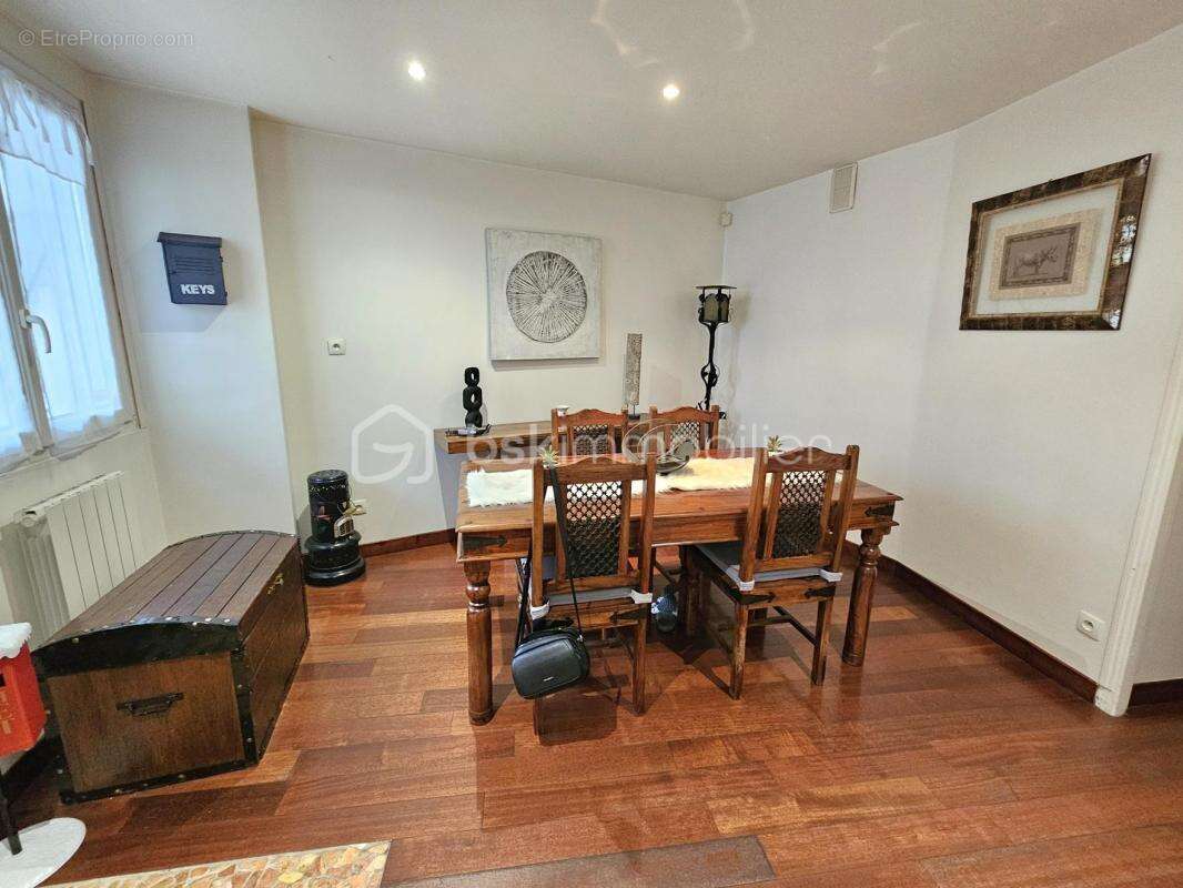 Appartement à COUBRON