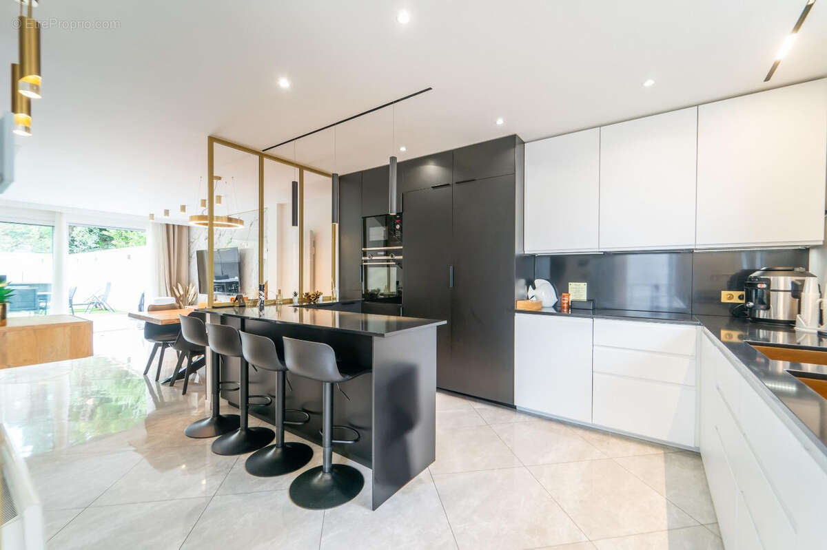 Maison à MAISONS-ALFORT