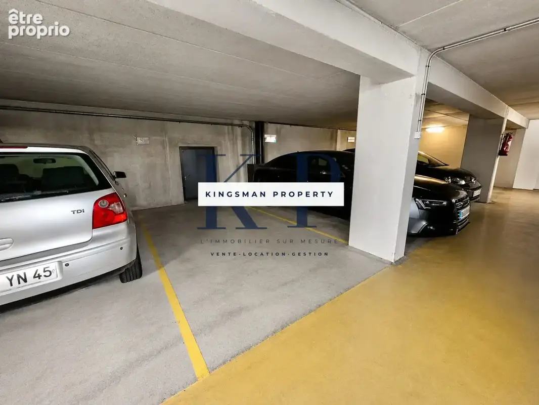 Parking à PARIS-10E