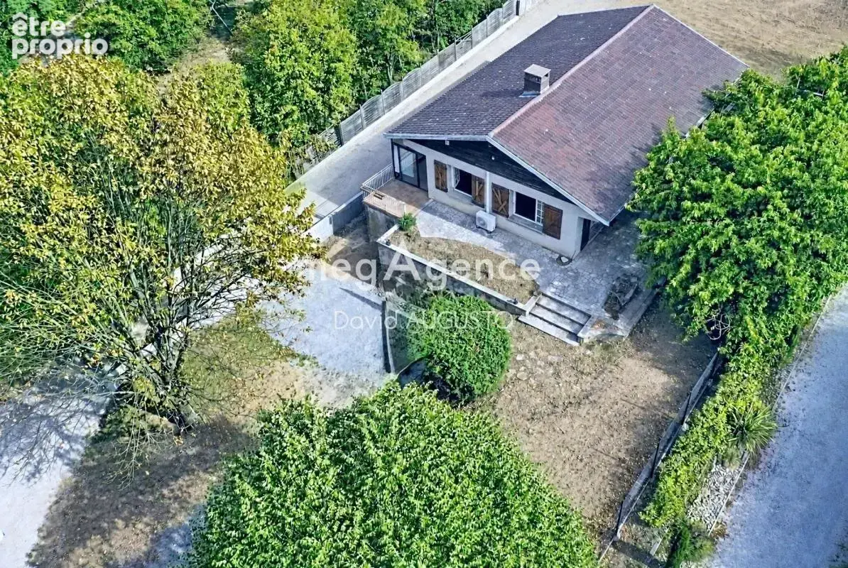Maison à TASSIN-LA-DEMI-LUNE