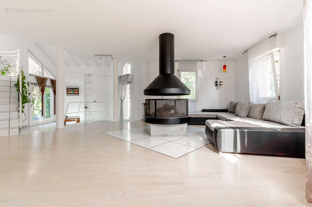 Maison Saint Julien En Genevois 6 pièce(s) 160 m2 - photo 4