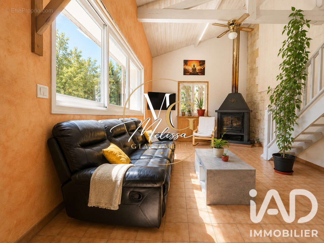 Maison 170 m² à Sauveterre-De-Guyenne  - photo 9