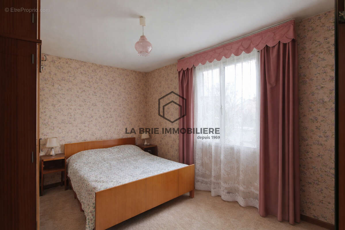 Maison à VILLECRESNES