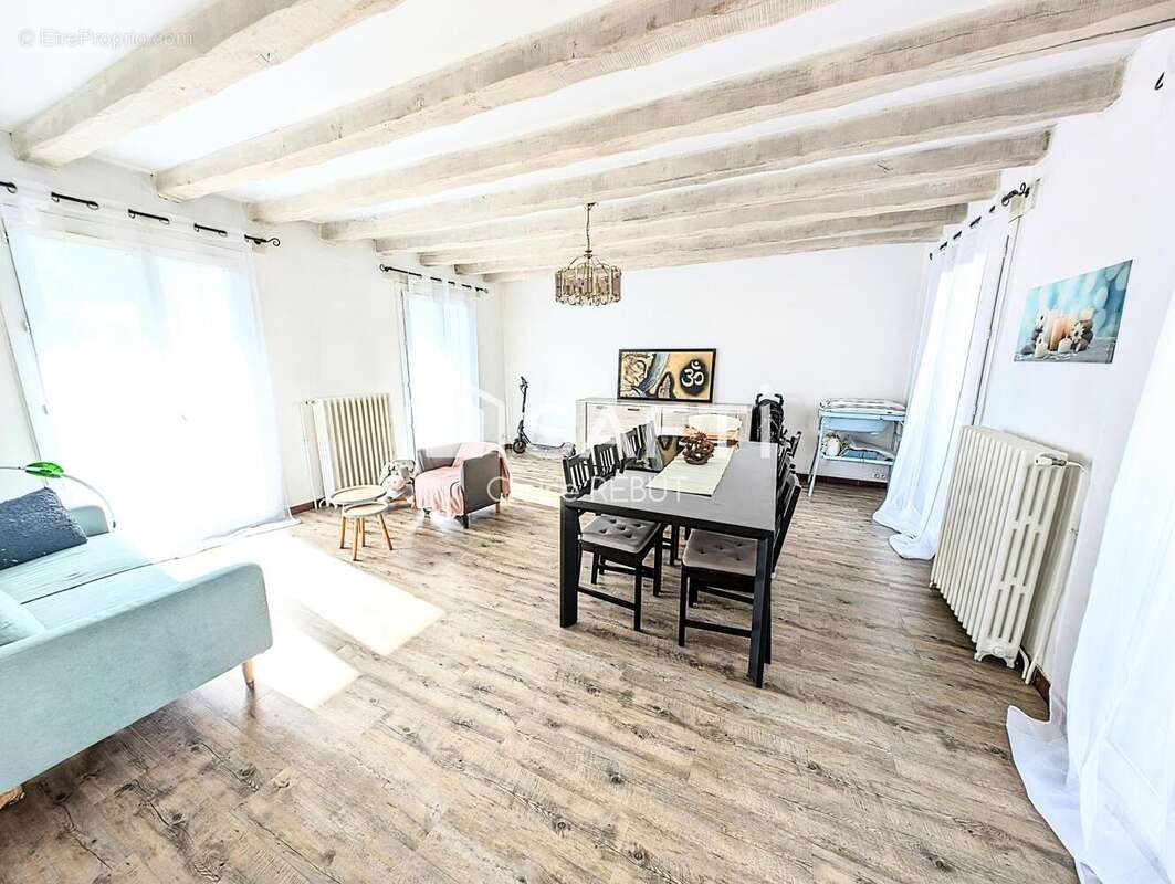 Photo 5 - Maison à LIVRY-GARGAN