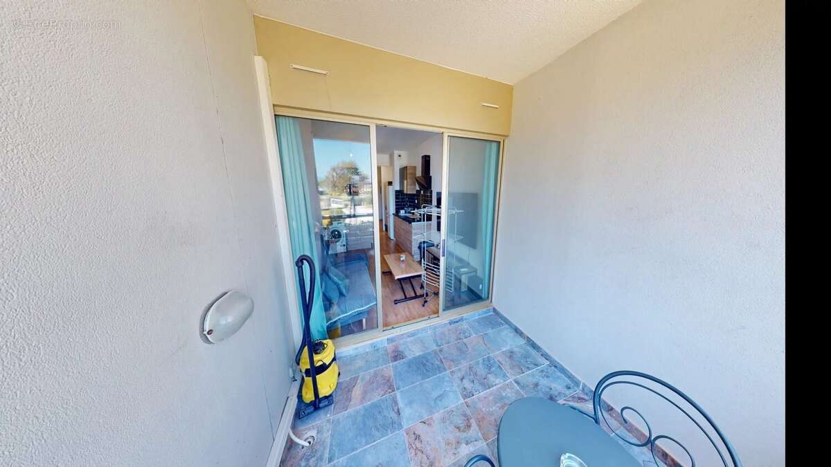 Appartement à VILLENEUVE-LOUBET