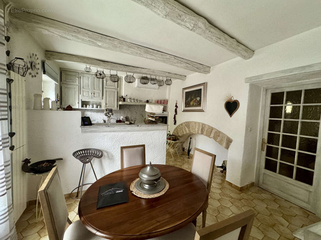 Appartement à MORMOIRON