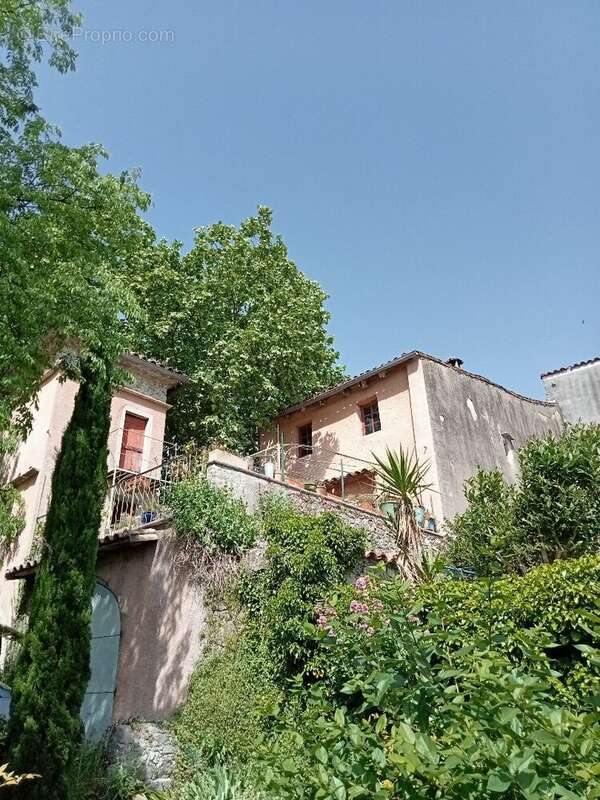 Maison à DURFORT-ET-SAINT-MARTIN-DE-SOSSENAC