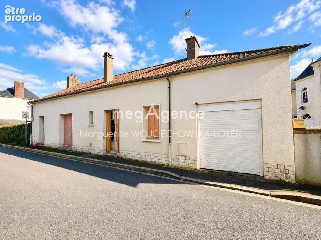 Maison à SOUGE-LE-GANELON