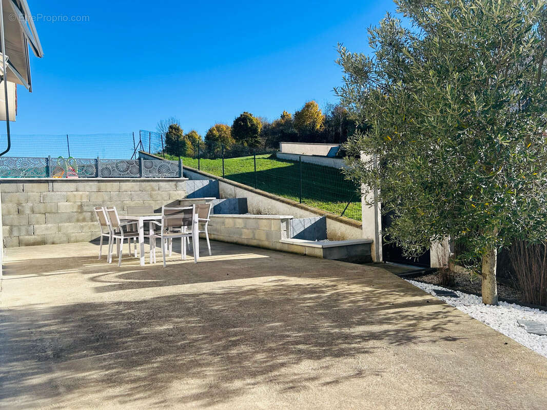 Maison à SAINT-MARTIN-LA-PLAINE