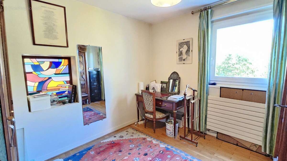 Maison à SAINT-PRIEST-EN-JAREZ